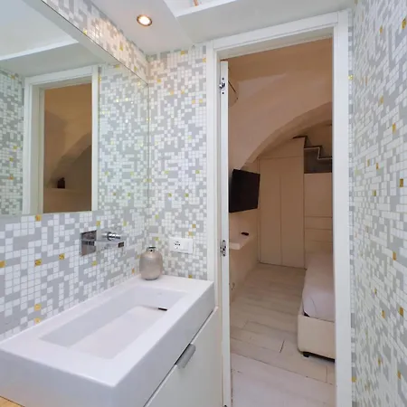 Maisonette Navona * Rom
